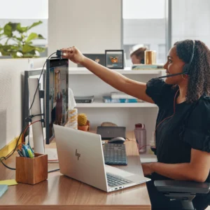 HP Poly Blackwire 3225 стерео USB-C слушалки, 3,5 мм жак и USB-C/A адаптер (опаковка за продажба на едро) — 8X229A6