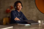 HP Poly Voyager Surround 85 UC сертифицирани за Microsoft Teams USB-C слушалки, USB-C/A адаптер и стойка за зареждане — 8G7T8AA