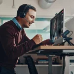 HP Poly Voyager Focus 2 USB-C-C Headset +USB-C/A Adapter +Charging Stand — 9T9J5AA#AC3