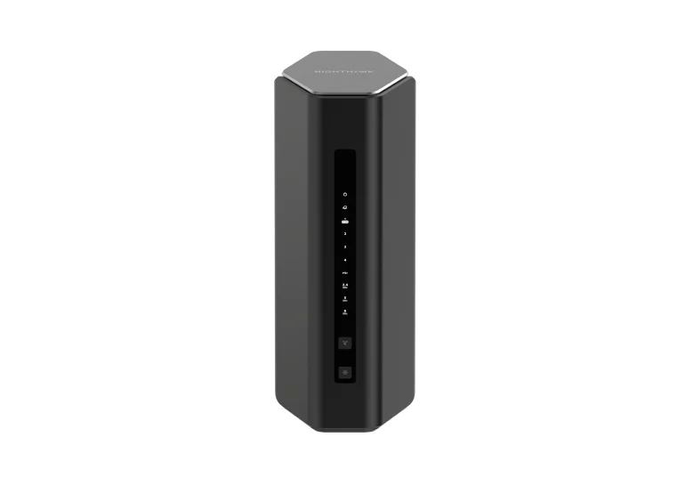 NETGEAR Nighthawk RS500 безжичен рутер Гигабитов етернет Tri-band (2.4 GHz / 5 GHz / 6 GHz) Черен — RS500-100EUS