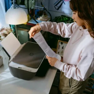 HP DeskJet 2920 Безжична връзка All-in-One Цветно Принтер, Instant Ink — 89F97B#686